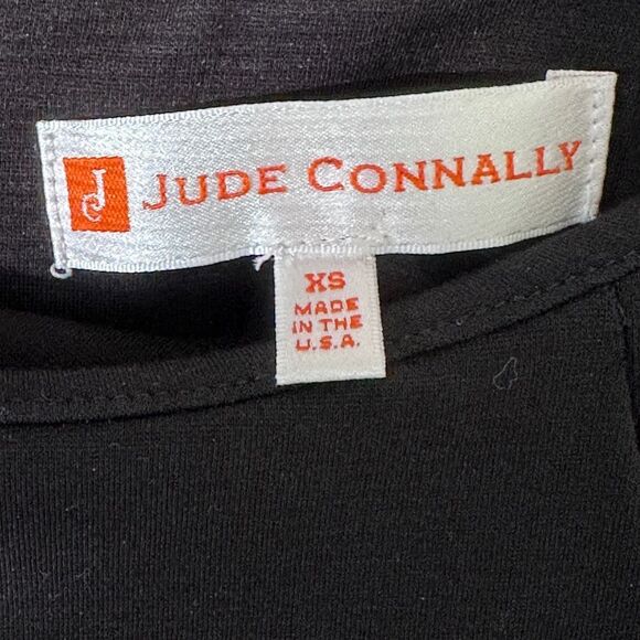 Jude Connally Sabine Jude Cloth Stretch Knit
Jewel Neck 3/4 Sleeve Shift Dress - Picture 3 of 9